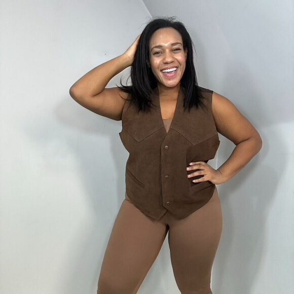 Vintage Womens Leather Vest Size XL Cowgirl Festival Country Concert Adjustable - Picture 8 of 12